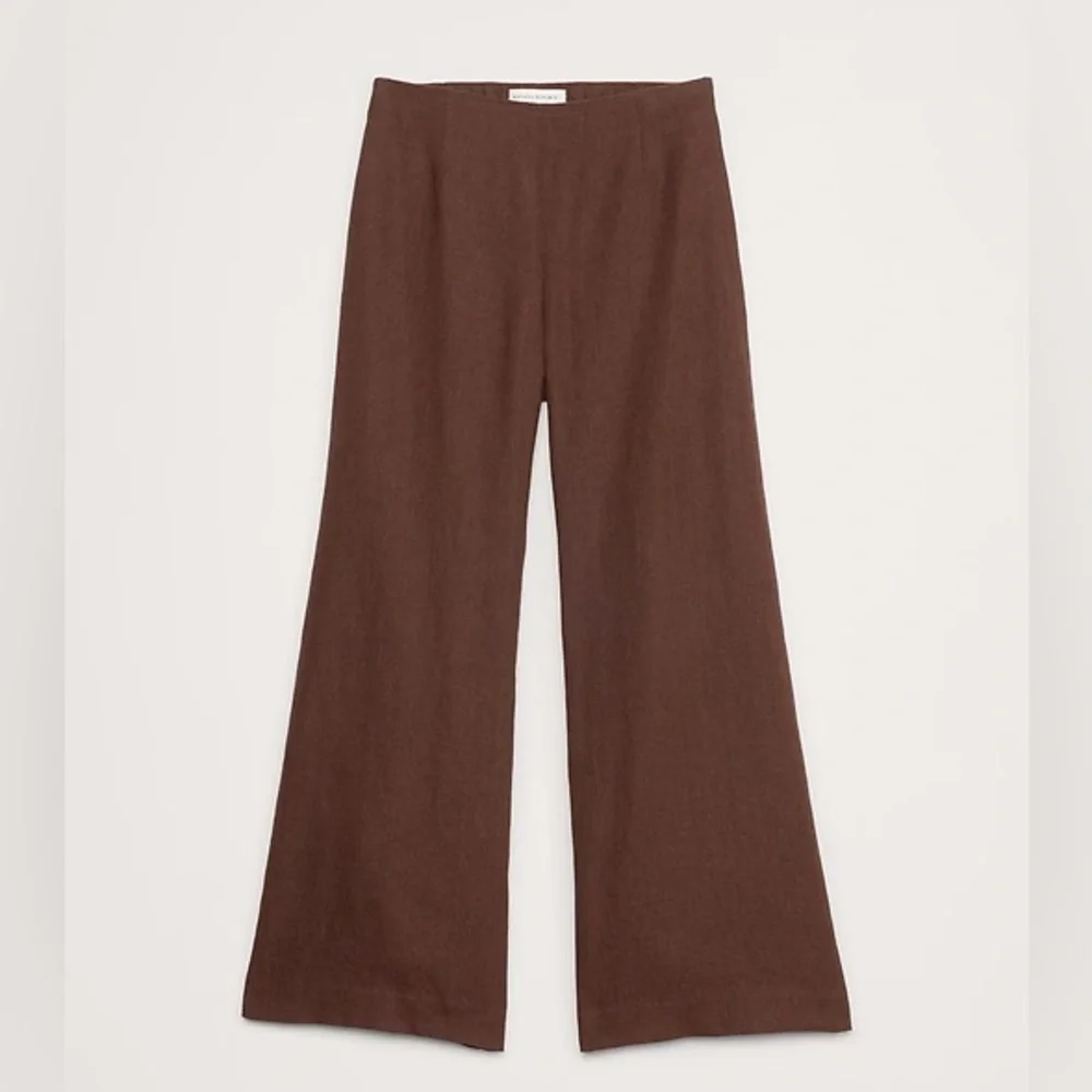 NWT! Banana Republic Espresso Brown Mid-Rise Kick-Flare Linen Ankle Pant 🩶